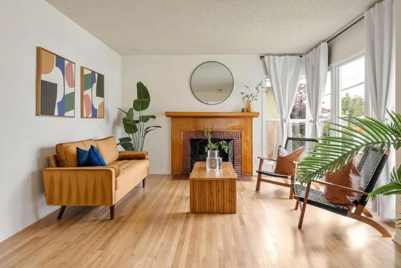Vintage Vibes Near Airport Games Sleeps 8 Villa Long Beach